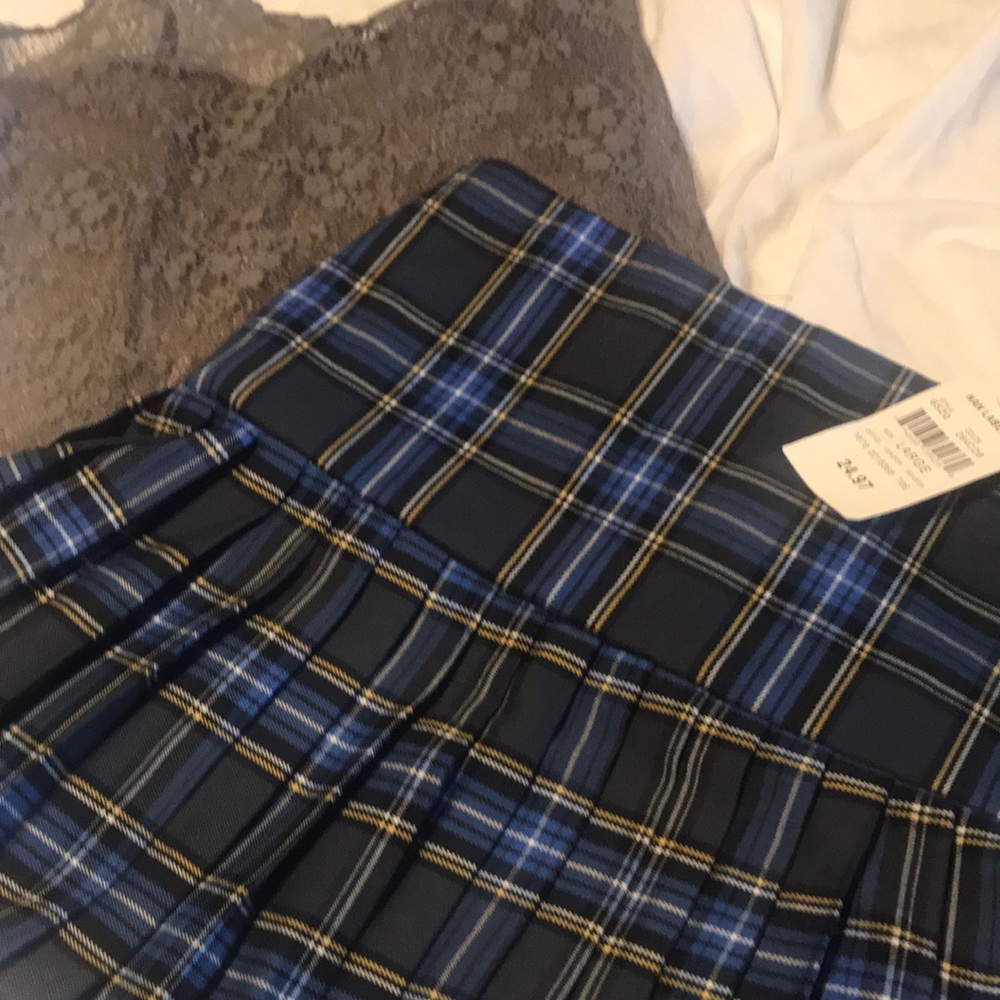 School girl set lace set with brand new skirt NWT